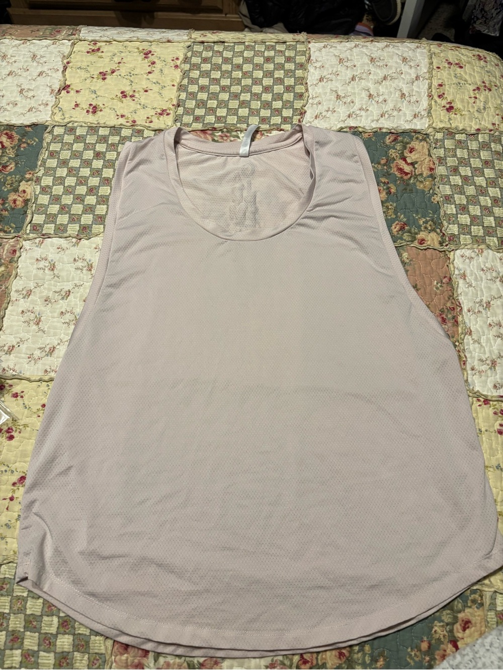 Fabletics Light Pink Scoop Neck Performance Tank Medium